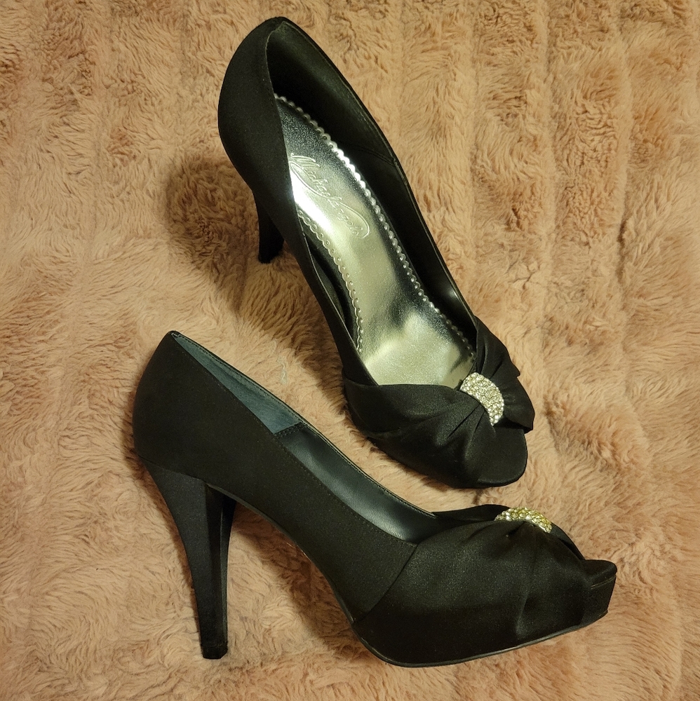 Michaelangelo Diana Peep Toe High Heels